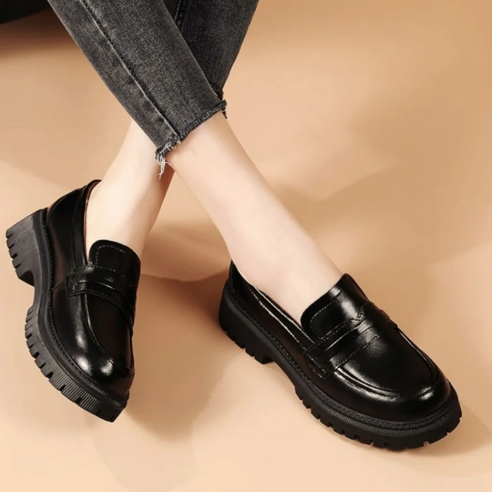 Black Chunky Loafer - Picture 1 of 11
